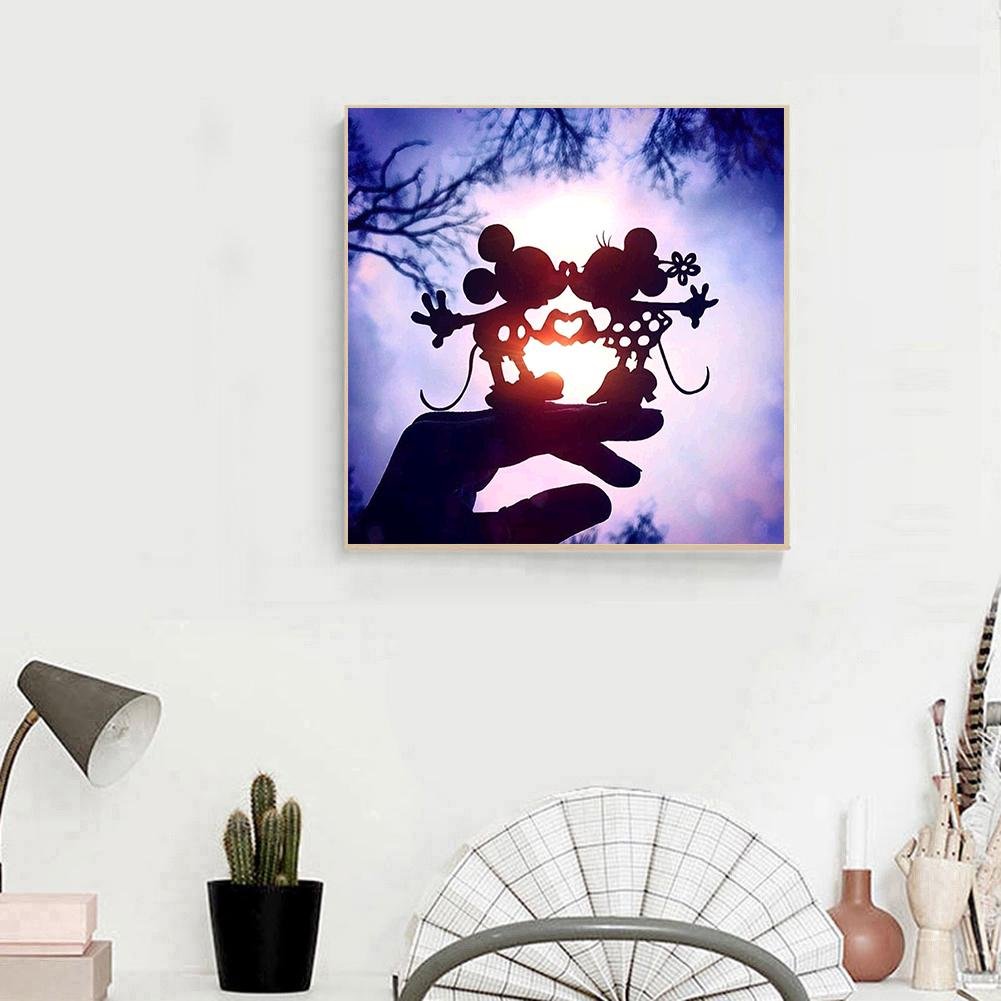Mickey And Minnie In Love 5D Full Drill Diamond Embroidery