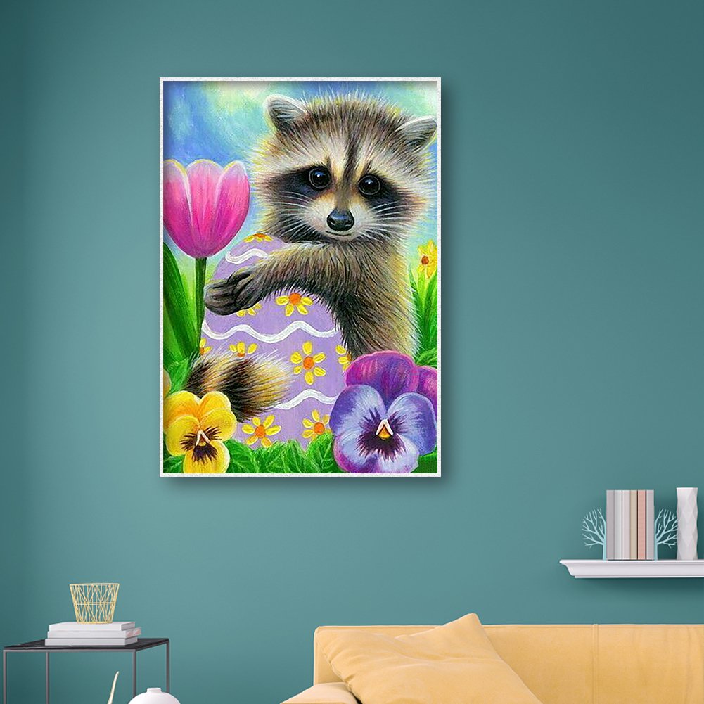 Diamond Painting - Full Round - Racoon Holding Egg