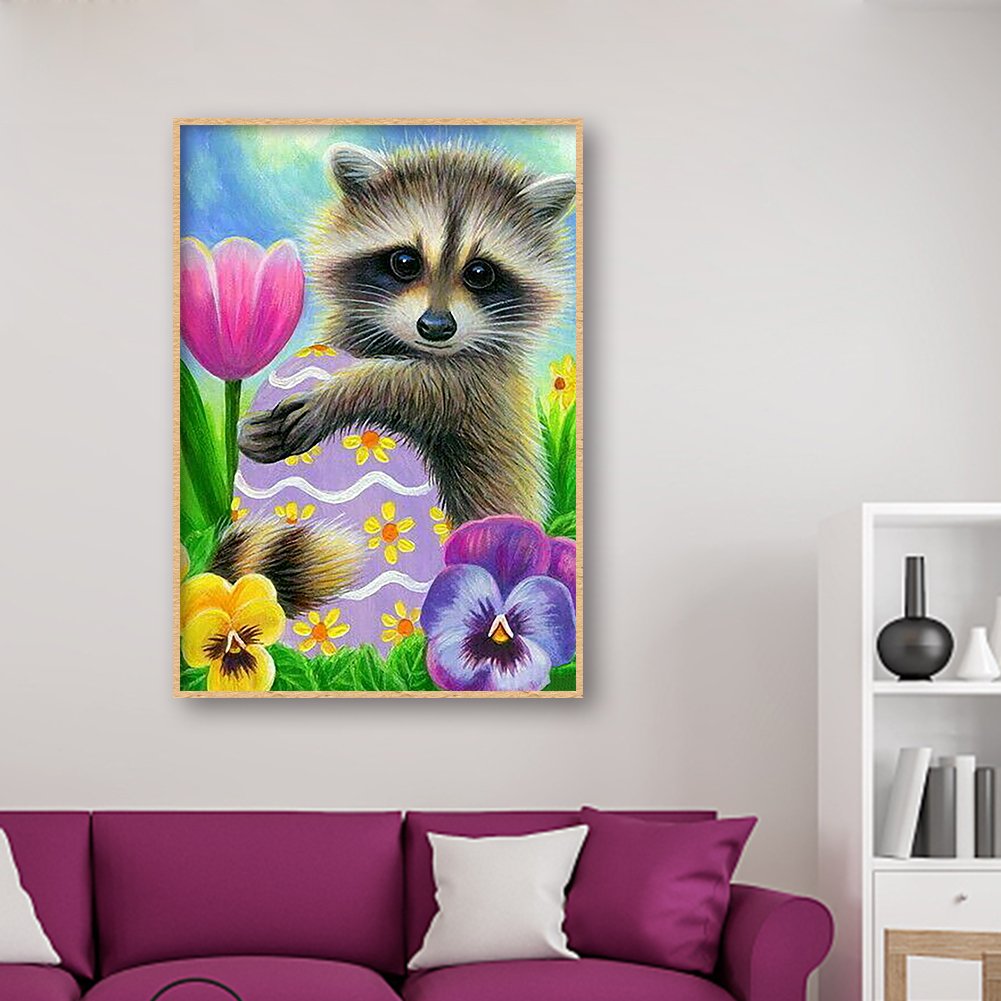 Diamond Painting - Full Round - Racoon Holding Egg