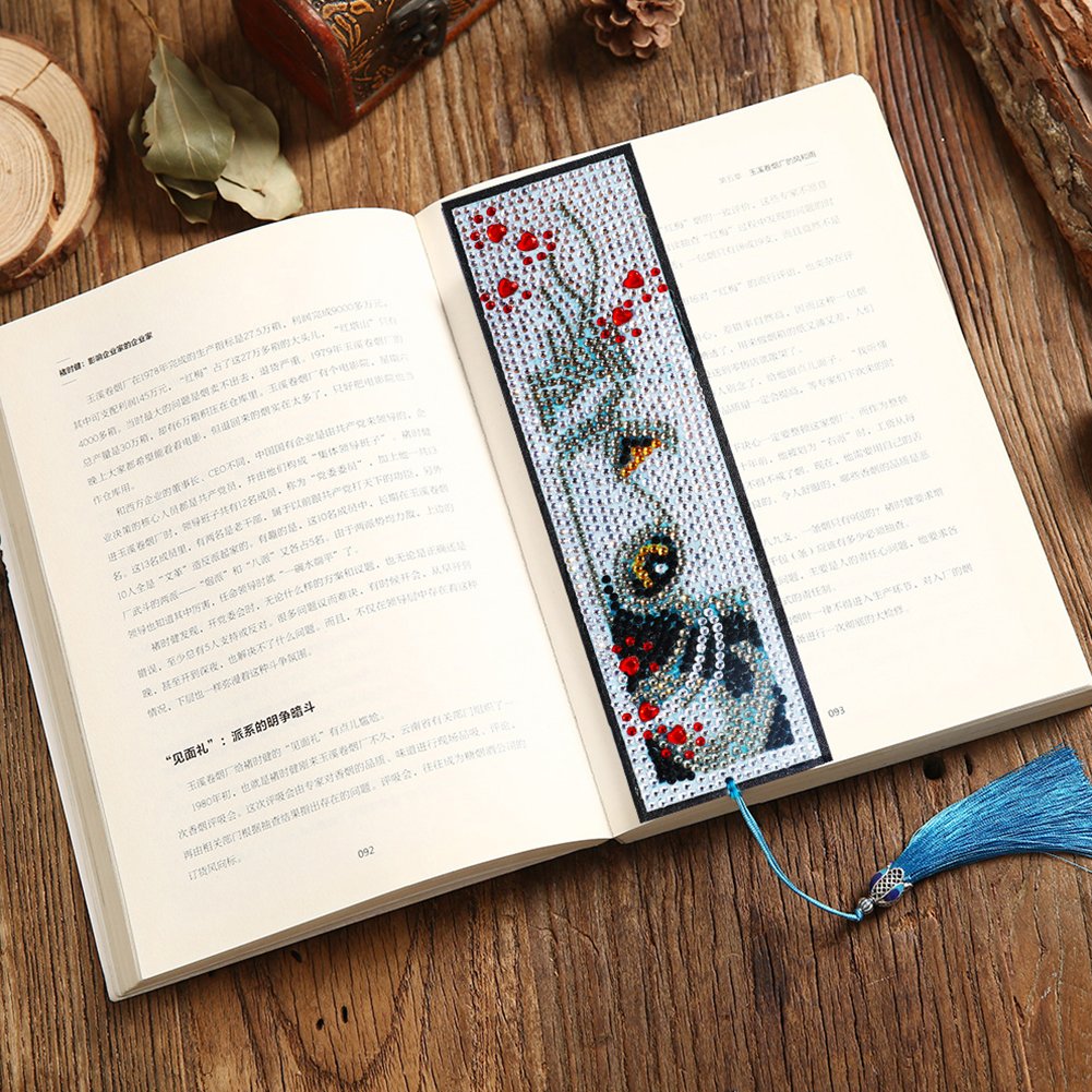 DIY Diamond Painting Bookmark with Tassel Cat