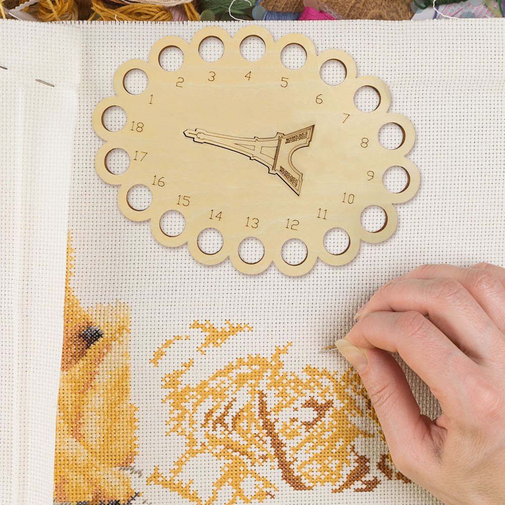 Hollow Thread Board Wooden Cross Stitch Tool - Eiffel Tower