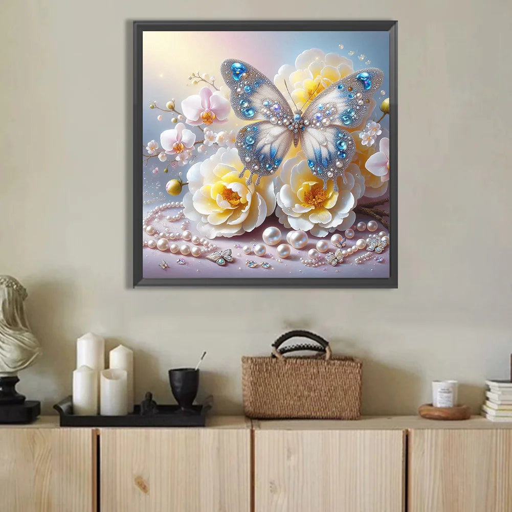 Diamond Painting - Full Round / Square - Butterfly And  Pearl Necklace