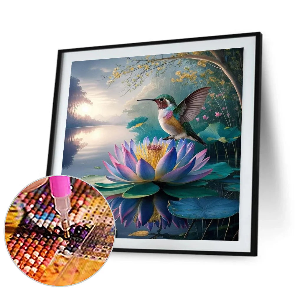 Diamond Painting - Full Round / Square - Hummingbird in Lotus