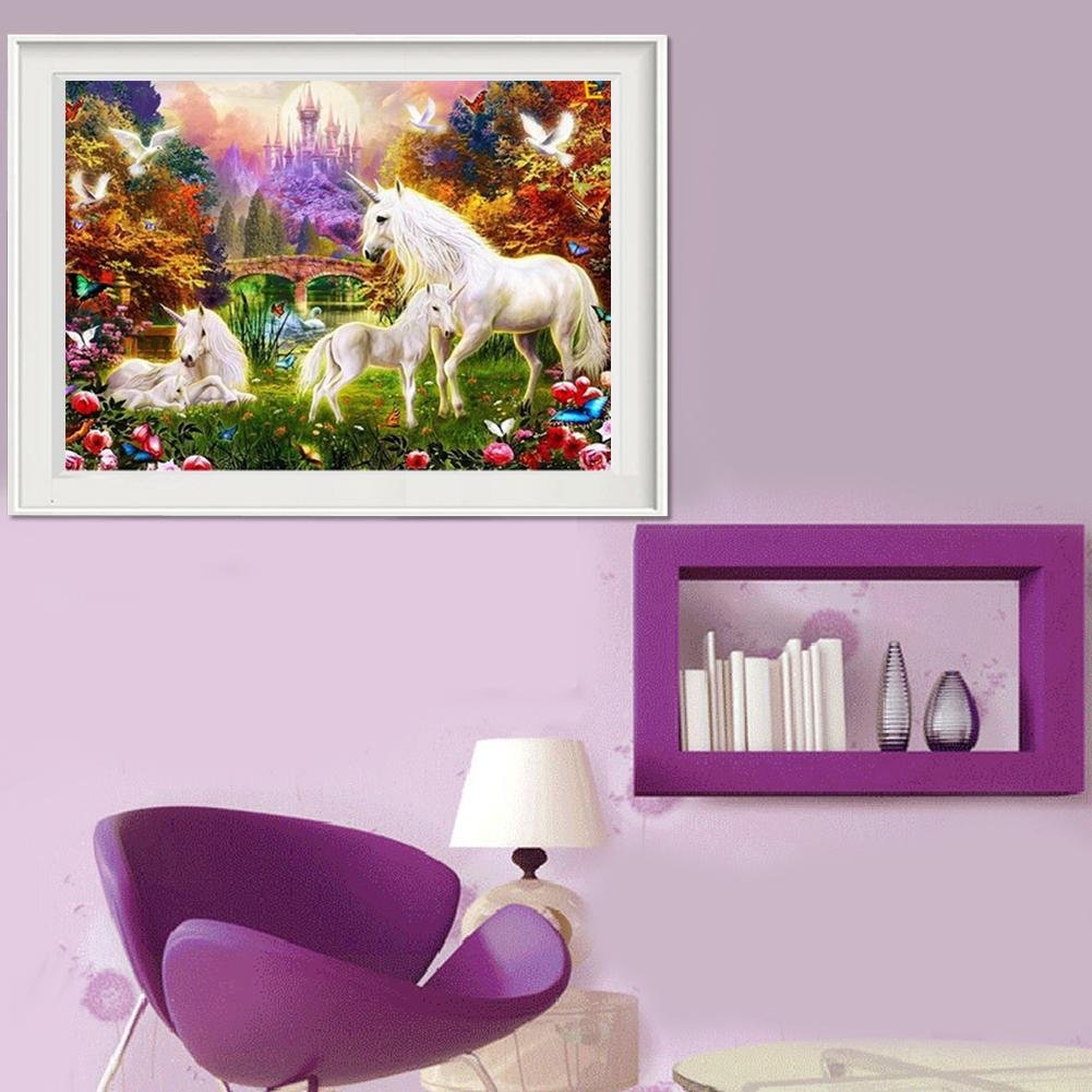 5D DIY Diamond Painting - Partial Round - Unicorn Family Castle