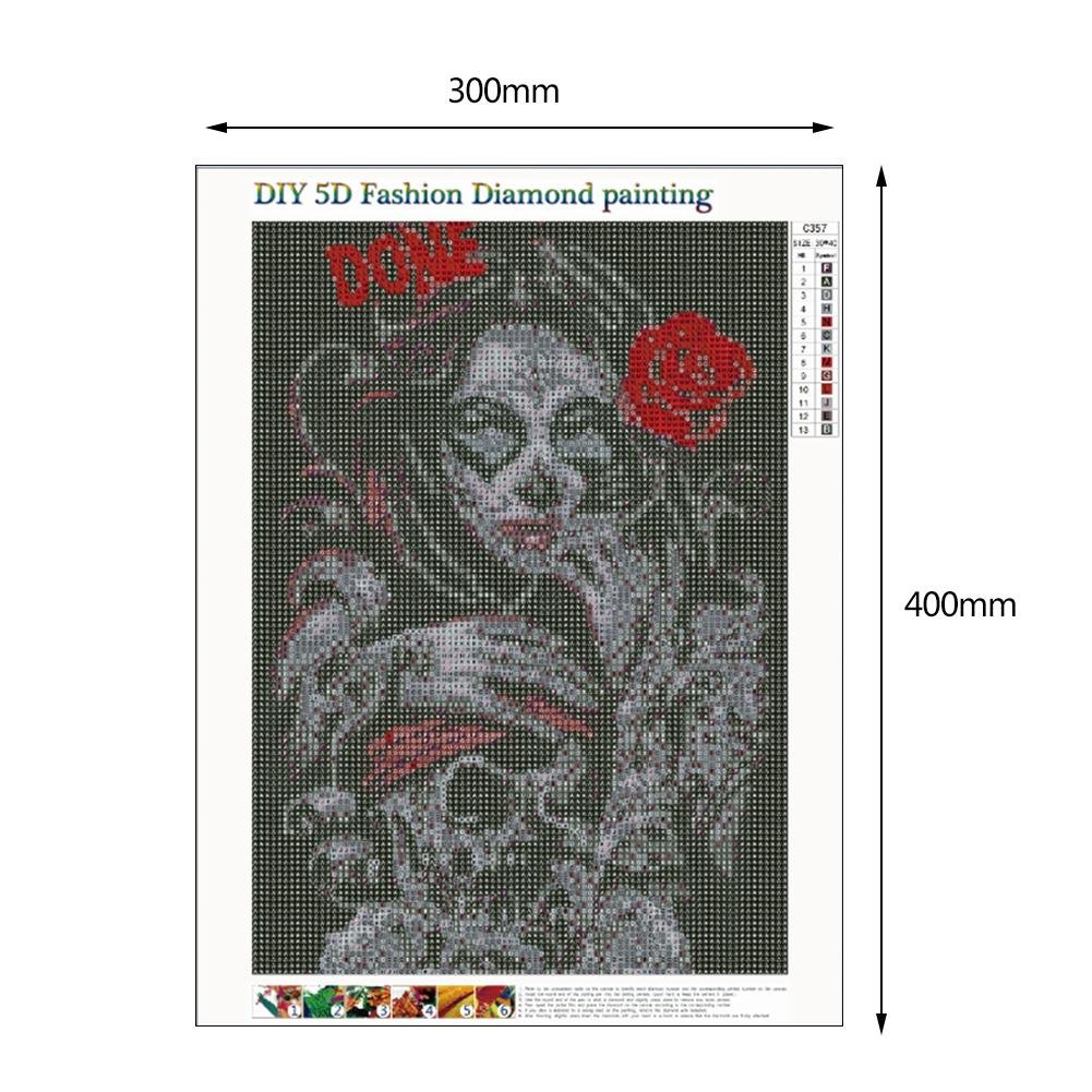 Diamond Painting - Full Round - Scary Girl