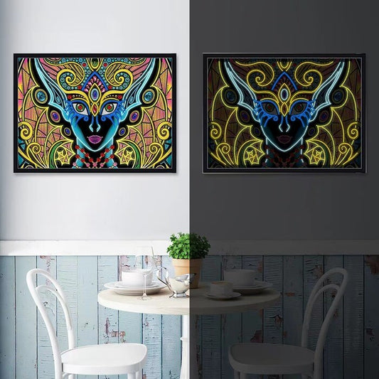 Mask Woman Luminous Diamond Painting